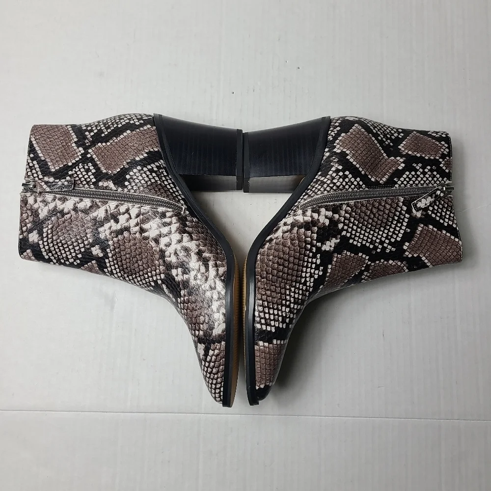 NEW 14TH & UNION braxten snakeskin booties